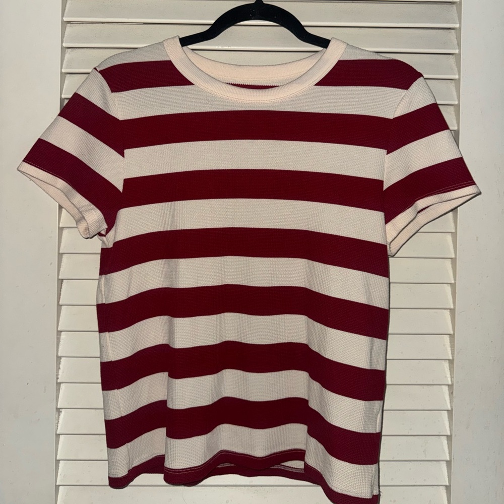 American Eagle Outfitters Red and White Striped Short Sleeve Tee